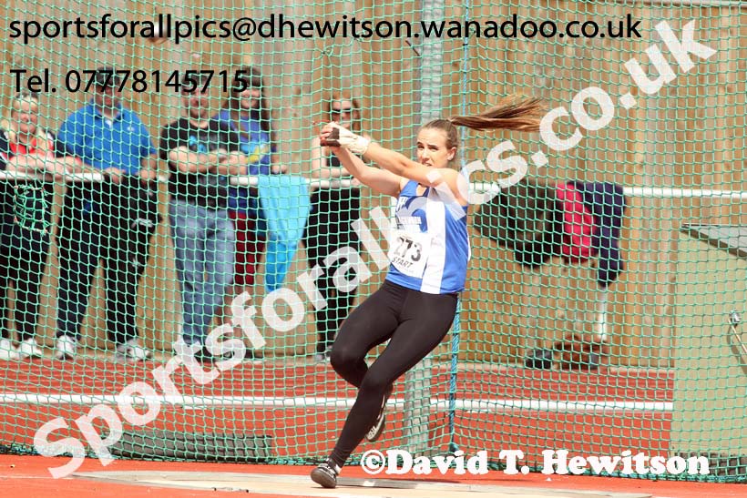 Girls under-15s hammer, Northern Under-13s, U-15s and 17s Championships. Photo: David T. Hewitson/Sports for All Pics